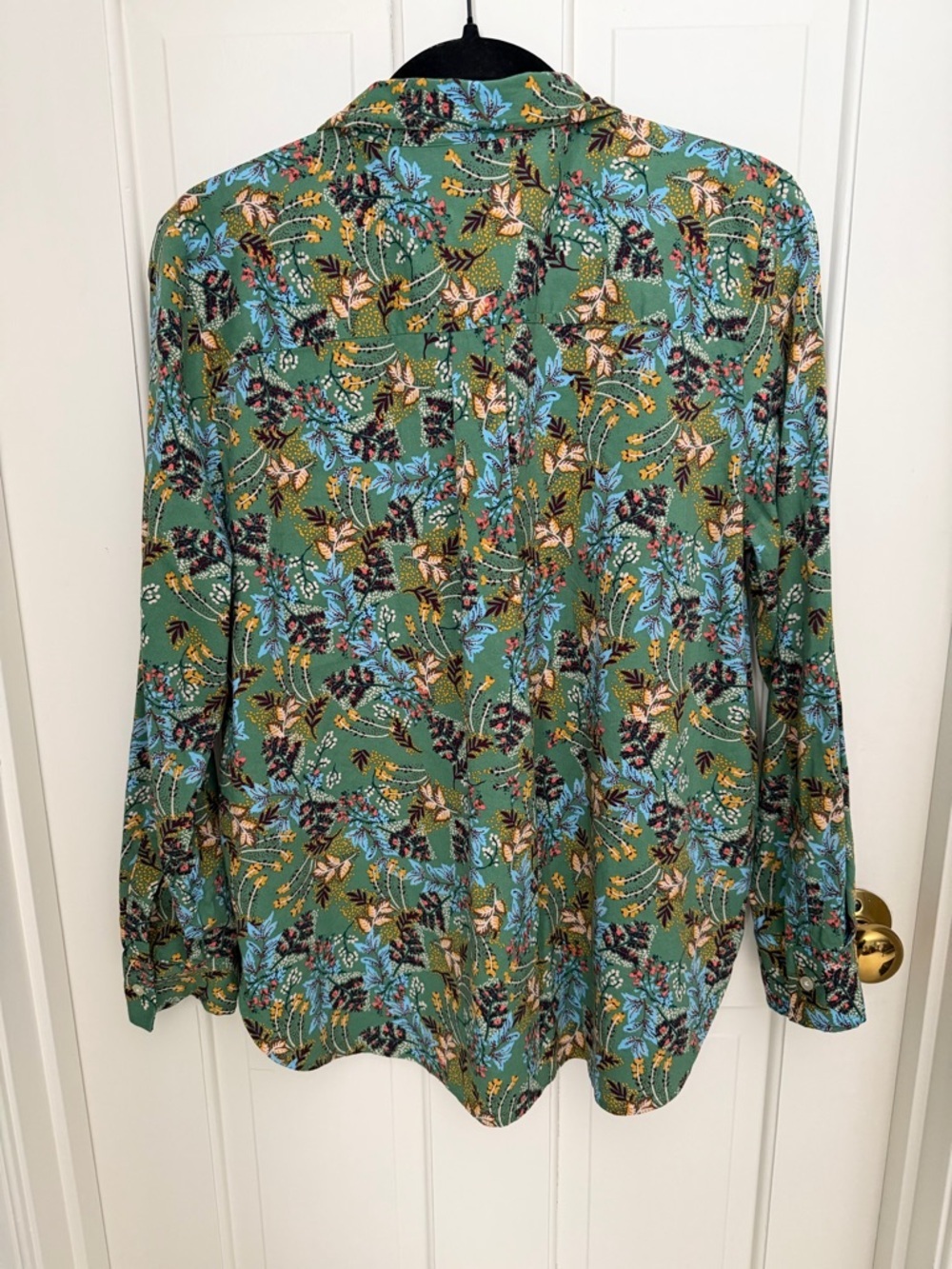 LOFT Green Floral-Print Button Down Shirt - Picture 3 of 6